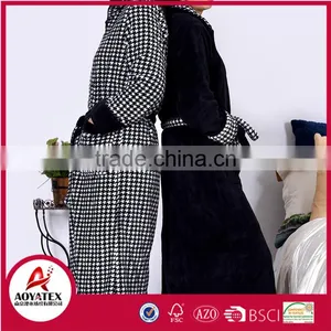 Houndstooth Printed Coral Fleece Long Style Zipper Reversible Bathrobe thumbnail-1
