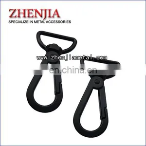 Dog Hook for Handbags thumbnail-1
