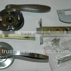 ZH028:TRUST Zamac Lever Handle on Rose Privacy Function thumbnail-1