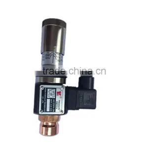 Pressure Switch Model Ser Jcs-02NLL thumbnail-1