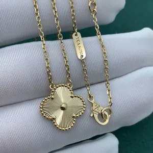 VCA 18K Gold Lava Four-Leaf Clover Necklace thumbnail-1