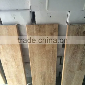 American Oak Solid Wood Stair Tread With White Brushed Surface thumbnail-4