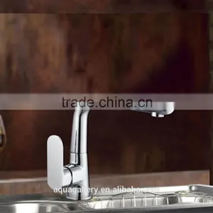 Modern Single Handle Kitchen Faucet With Hot & Cold Water thumbnail-1