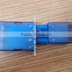 TUV Approved 3 Poles 4 Poles New Model High Quality Three to Four Connectors thumbnail-1