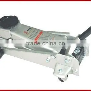Hydraulic Floor Jack thumbnail-1