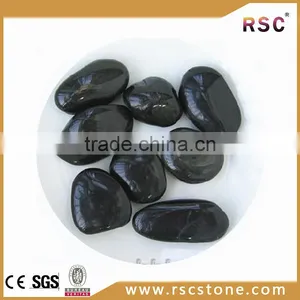 China Supplier Driveway 5-8cm Balck Polished Pebble Stone thumbnail-1