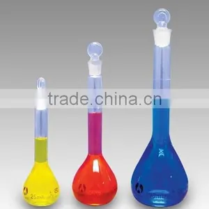 Glass Volumetric Flask With Stopper thumbnail-1