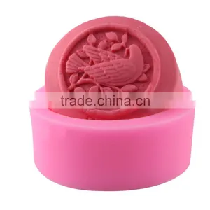 Liquid Silicone Soap Mold DIY Fondant Cake Decoration Mould Tool Magpie Pigeon 1688 Agent thumbnail-4