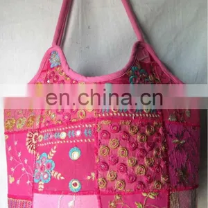 CHICKEN EMBROIDERED HANDBAG TOTE BAG thumbnail-1