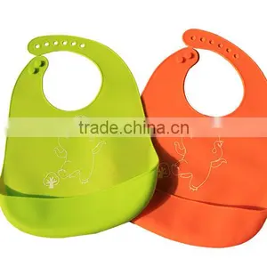 2016 Newest Design Novelty Eco-friendly Soft Touch Stylish Wholesale Price Custom-Made Various Colors Waterproof Bib For Babes thumbnail-1