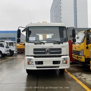 XCMG 5-8 Ton On-board Lifting and Transportation Vehicle thumbnail-1