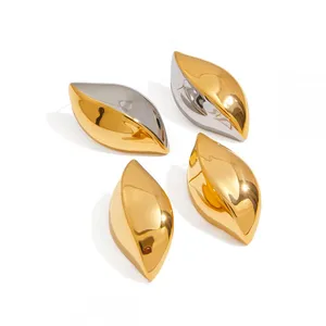 Cute Mini Daisy Enamel Earrings in Stainless Steel for Children thumbnail-2