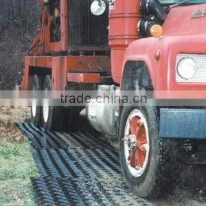 HDPE Temporary Bog Mats / Antislip Surface Event Flooring Mat For Truck / Construction Road Mat thumbnail-3