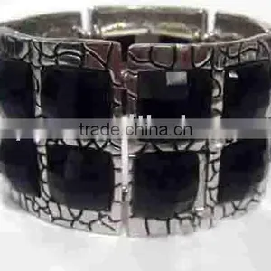 Antique Silver Plated Alloy Bangle thumbnail-1