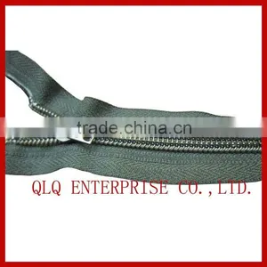 Nylon Finished Zipper Roll thumbnail-1