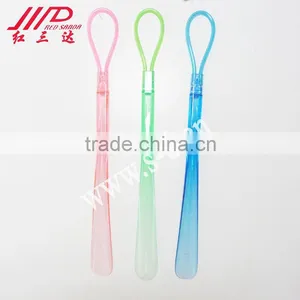 Plastic Shoehorn thumbnail-1