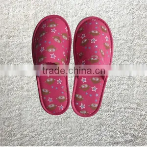 Knitted Fabric Kids Slippers With Monkey Printing thumbnail-1