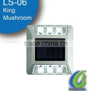 LS-06 Solar Road Stud thumbnail-4