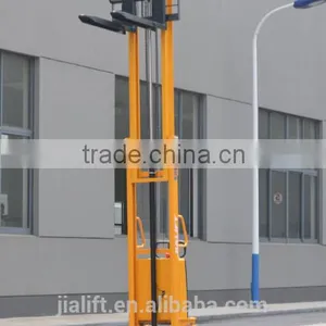 The New Semi Electric Pallet Stacker SPN1535 thumbnail-4