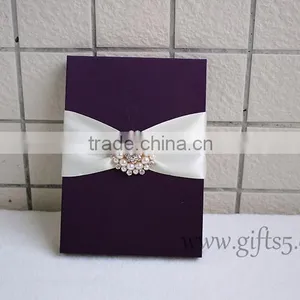 Custom Handmade Elegant Wedding Gift Boxes for Invitaions thumbnail-4