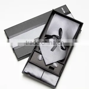 Men's 100% Woven Silk Tie With Hanky thumbnail-3