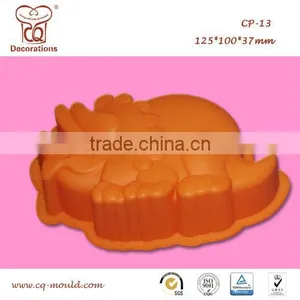 Silicone Cupcake Mould thumbnail-1