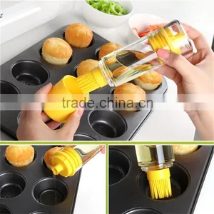 Good Quality Kitchen Tool Cooking Oil Plastic Bottle Healthy Silicone Brush Oil Bottle thumbnail-5