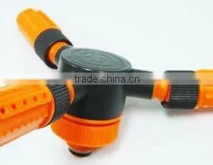 3-Arm Plastic Sprinkler With Heart Shape Base For Lawn thumbnail-3