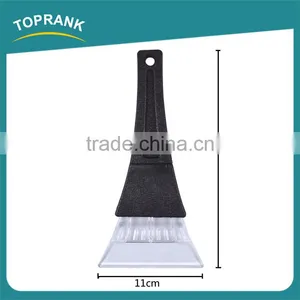 PP/PVC ICE SCRAPER W:11CM L:23CM thumbnail-1