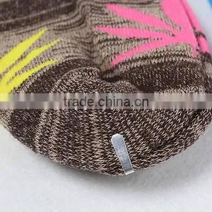 Bulk Wholesale Promotion Most Popular Maple Sports Men Socks thumbnail-4