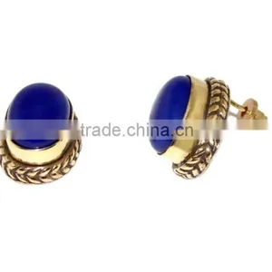 Studs thumbnail-1
