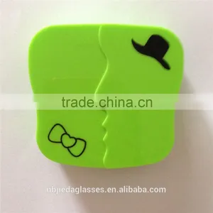 Contact Lens Travel Case thumbnail-1