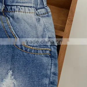 Wholesale Baby Girl Clothes 2016 New Summer Girl Ripped Jeans Lovely Little Girl Cropped Trousers thumbnail-2