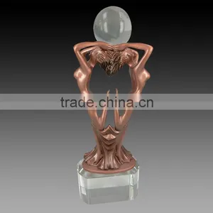 Brass Ladies Hold Globe Venus Awards With Base Design Factory Direct Sell Customized Black Metal Award Trophy thumbnail-1