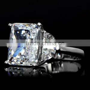 Fashion Alette's Emerald Cut White Gold CZ Engagement Ring thumbnail-4