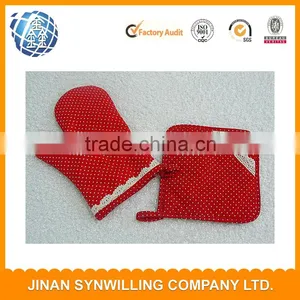 Hand Protecter Potholder Kitchen Accessories Heating Pad For Baking Red Pot Holder Oven Mitt Set thumbnail-5