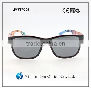 2016 New Design Coloful Fashion Polarized Sunglasses With OEM LOGO Quality Choice thumbnail-3
