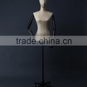 Woods Mannequin thumbnail-4