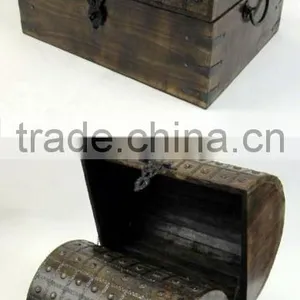 Wood Box / Toy Chest / Wooden Chest / Treasure Chest / Pirate Chest Boxes thumbnail-1