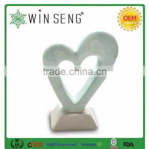 Nice Heart Shape Ceramic Vase for Decoration thumbnail-2