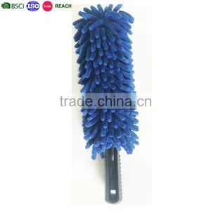 Bendable Microfiber Duster Mop for Added Reach thumbnail-1