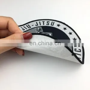 Cheap Custom T-shirt Satin Fabric Wash Garment Woven Patch thumbnail-5