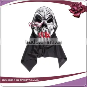 Halloween Plastic Skull Heads With Cloth Devil Party Mask thumbnail-2