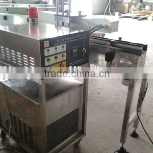 RF-2000 Aluminum Foil Sealing Machine (after Filling Process) thumbnail-1