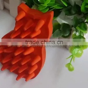 Rubber Dog Grooming Hair Brush thumbnail-2