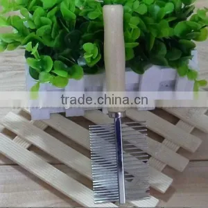 Wooden Handle Pet Comb Grooming Tool thumbnail-2