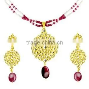 Kundan Pendant Sets thumbnail-1