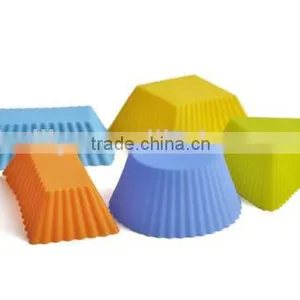 Hottest !!! the Mini Cake Molds is on the Big Sale thumbnail-1