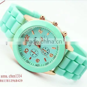 Hot Sale Amazon Watch Antique Quartz Watch thumbnail-1