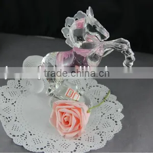 Optical K9 Crystal Horse Model With Base for Novelty Gift thumbnail-1